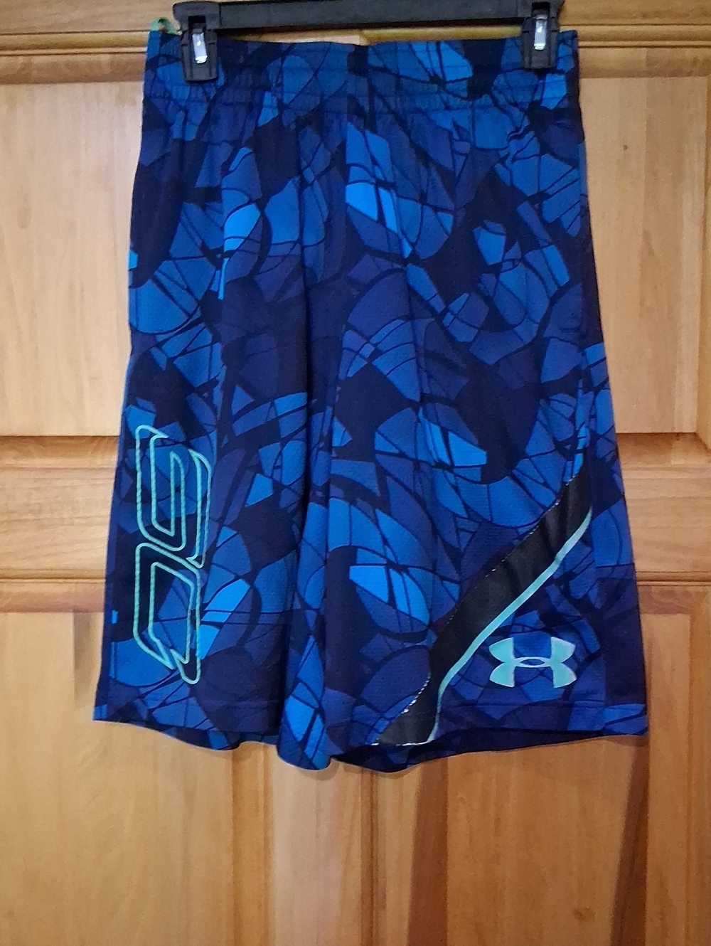 Under Armour Men’s Blue Graphic Athletic Shorts